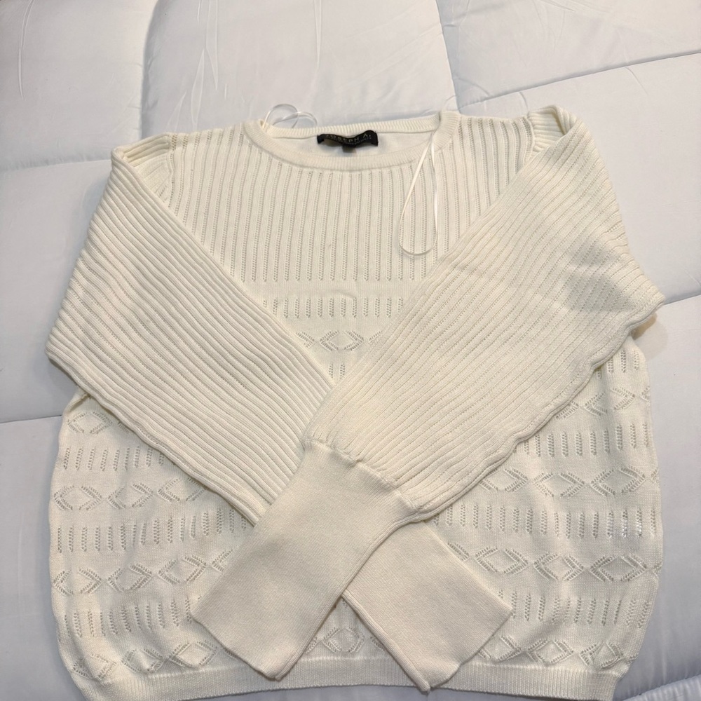 Joseph A. Cream Knit Sweater Size Large NWOT